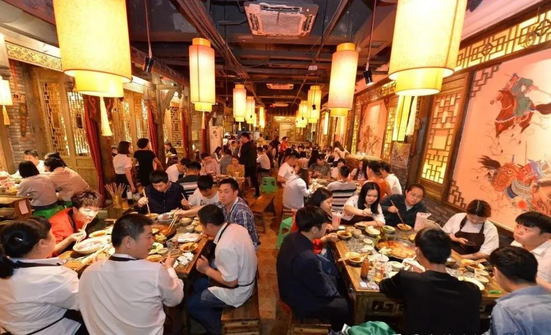 企叮咚火锅店案例1.jpg