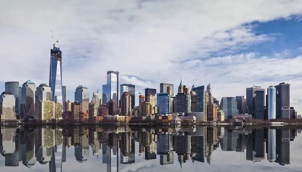 房地产2.jpg 房地产2.jpg